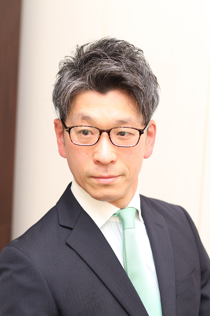 アップバング/ツーブロック/ビジネススタイル