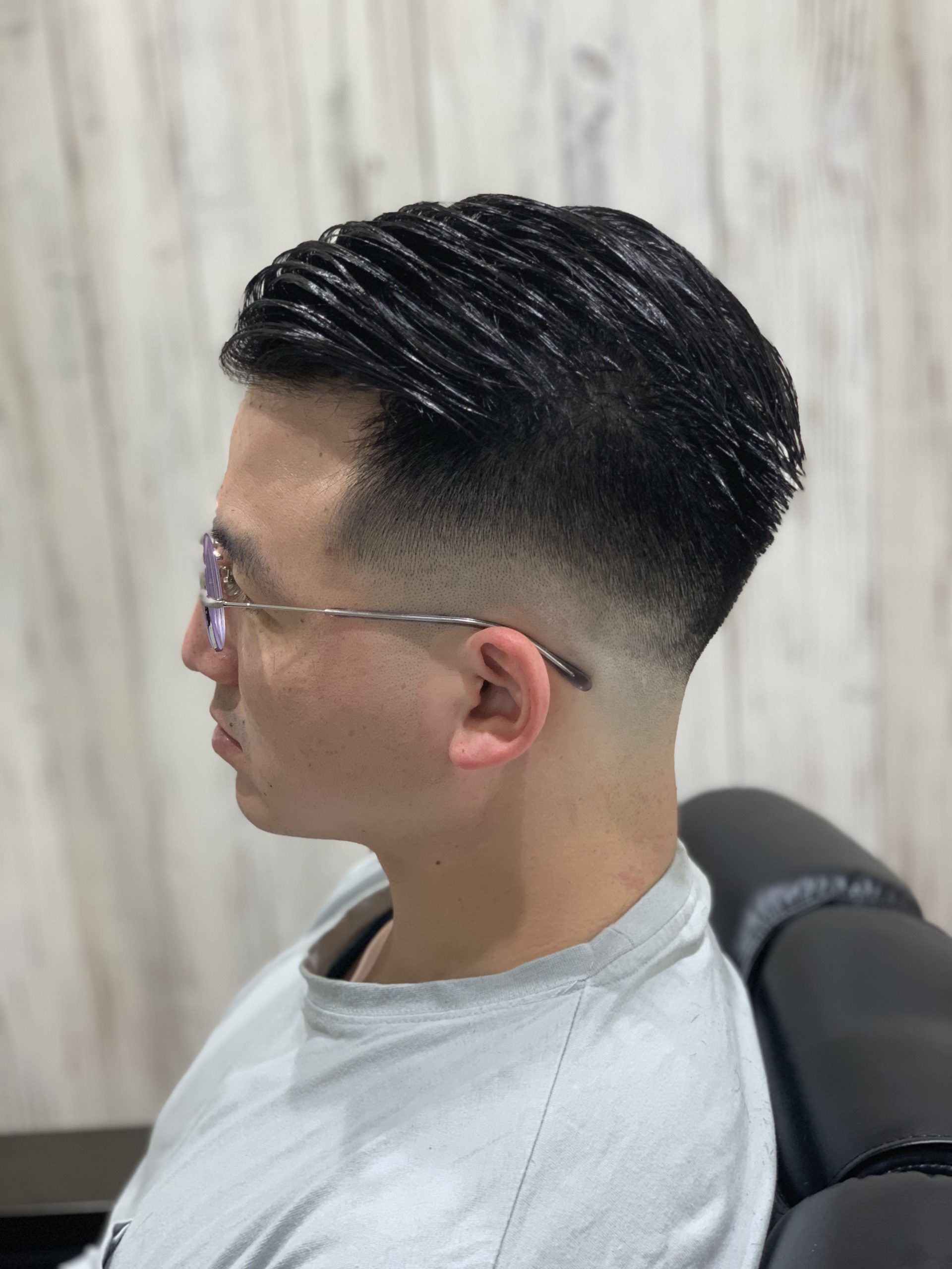 フェード/スキンフェード/ビジネス/刈り上げ/オールバック/かき上げヘア/新潟市床屋/新潟市美容室/ツヤ感/清潔感