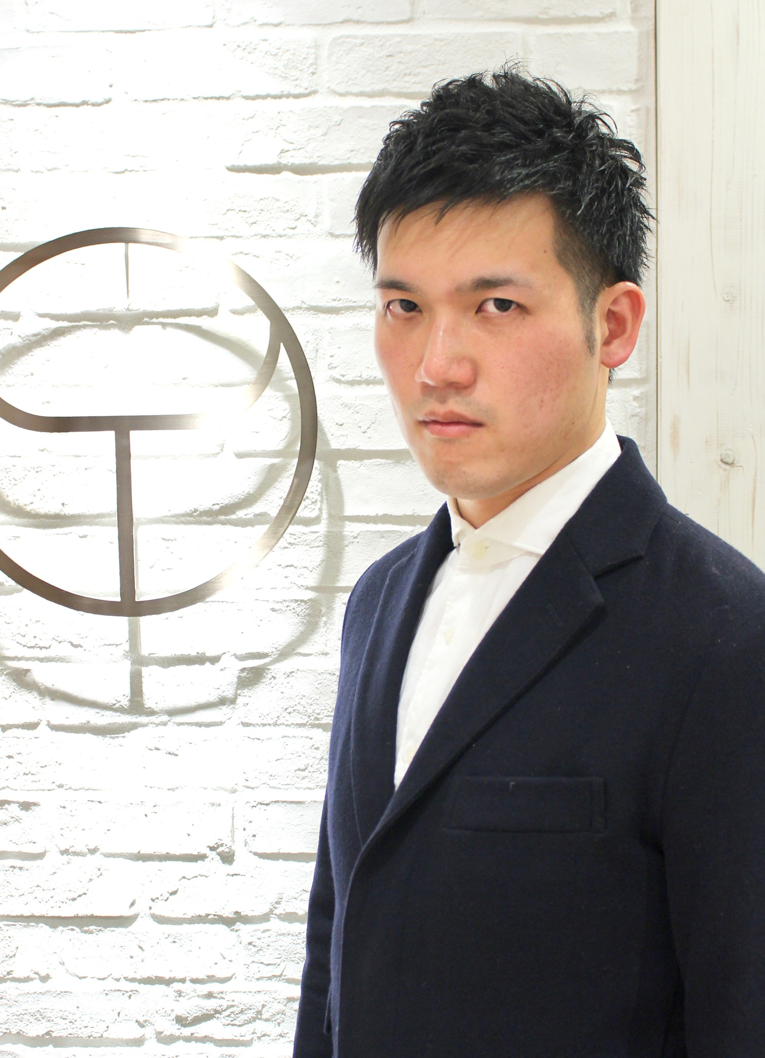 黒髪ビジネスツーブロック