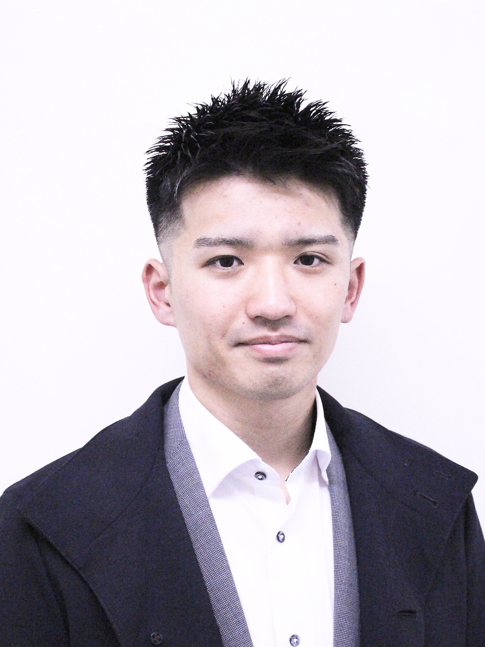 20代30代黒髪モヒカンフェード