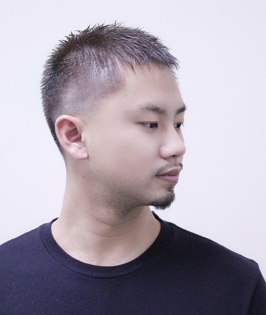 クロップドフェード×メタリックアッシュ