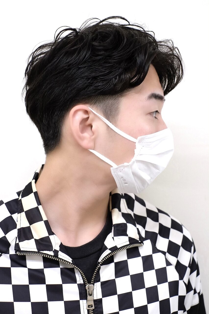 20代30代おすすめ！ツーブロックゆるウェーブパーマスタイル