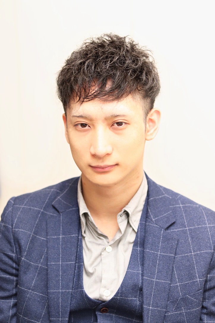 【ヨシザワ人形町】アシンメトリー風ツーブロックショート