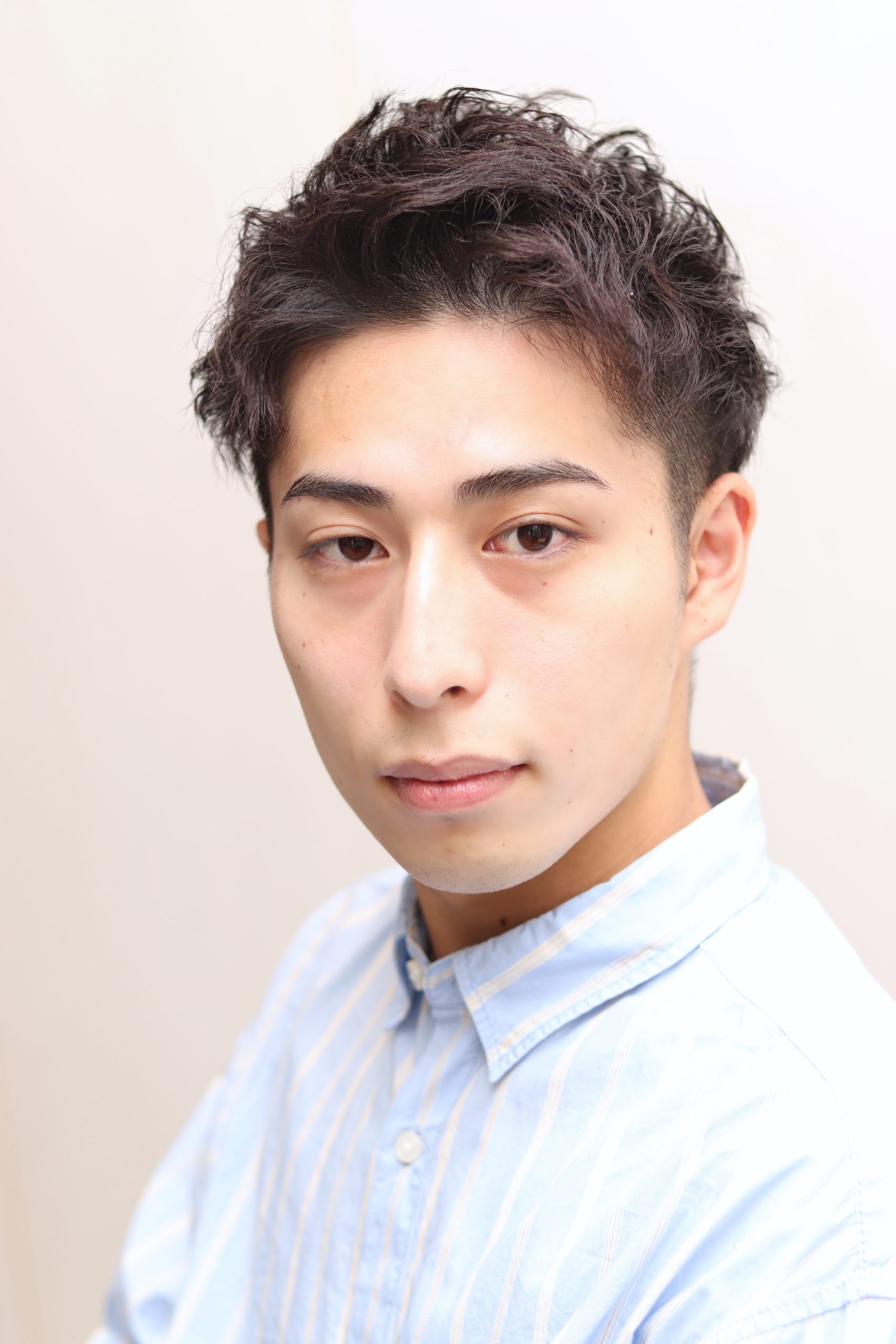 【ヨシザワ人形町】アップバングツーブロックショートスパイラル