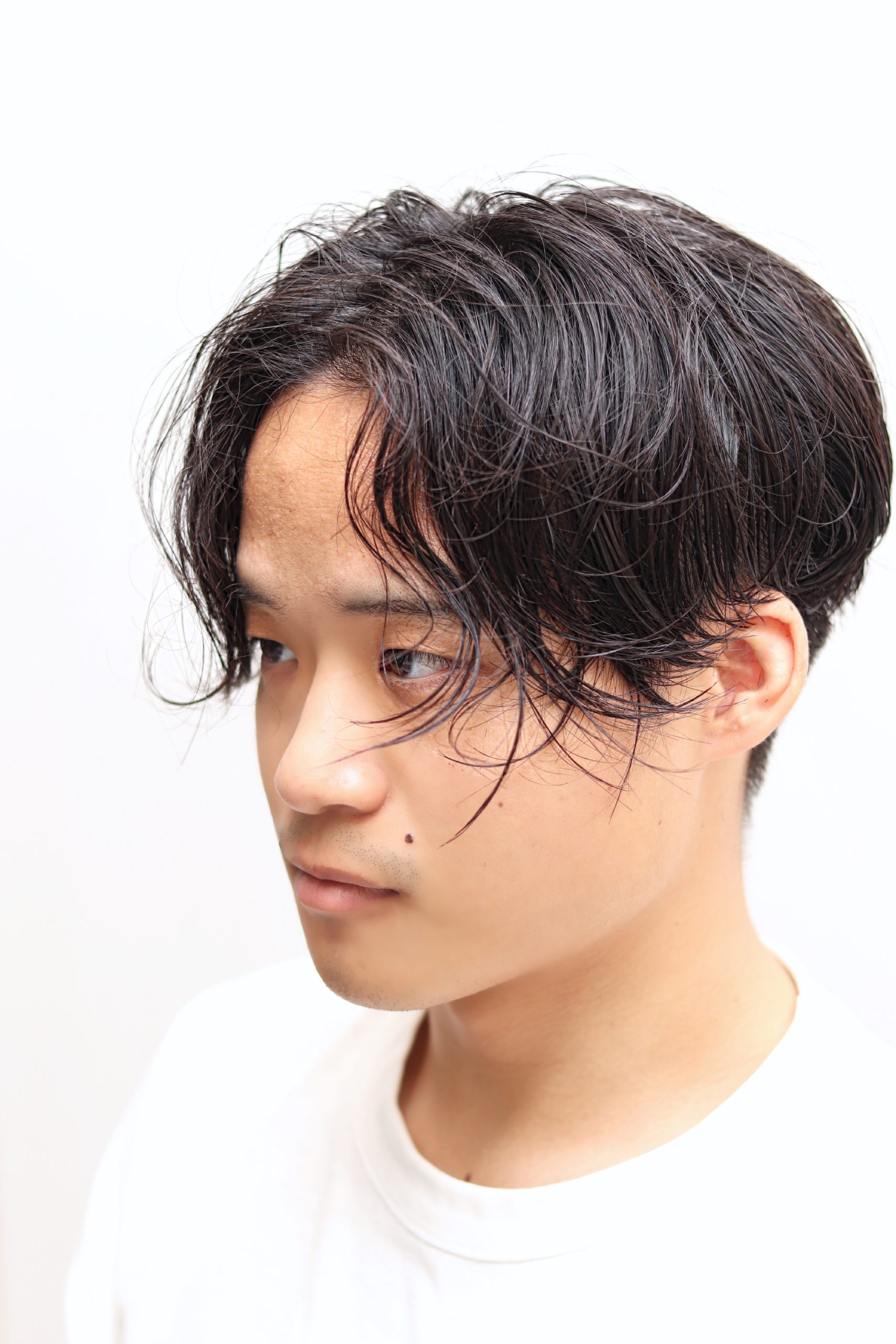 【ヨシザワ人形町】ツーブロ前下がりセンターパートゆるパーマ