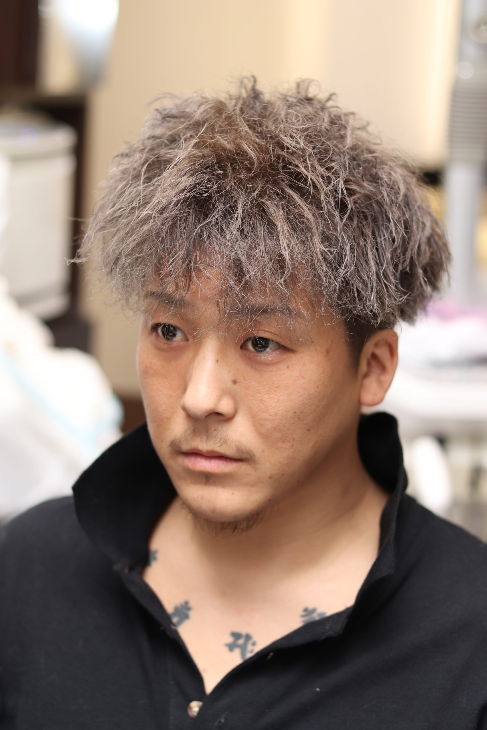 【ヨシザワ人形町】ブリーチ×ツイストパーマ