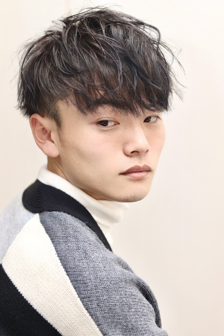 ツーブロックマッシュソフトツイストスパイラルパーマ