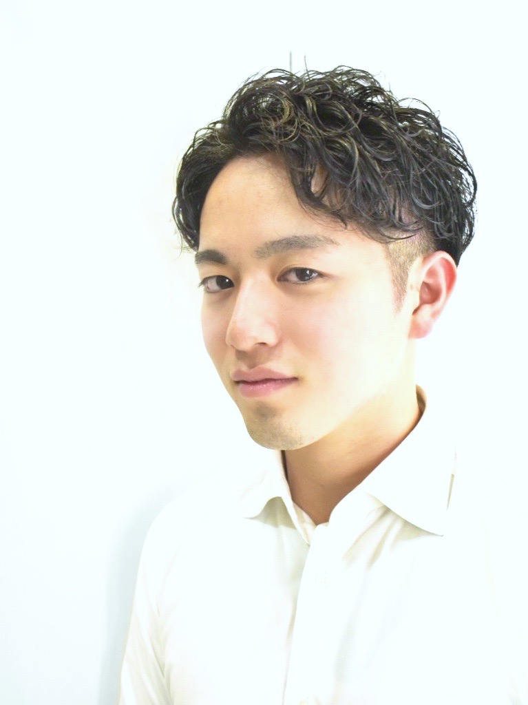 ビジネスマンパーマスタイル春に向けた爽やかヘアー