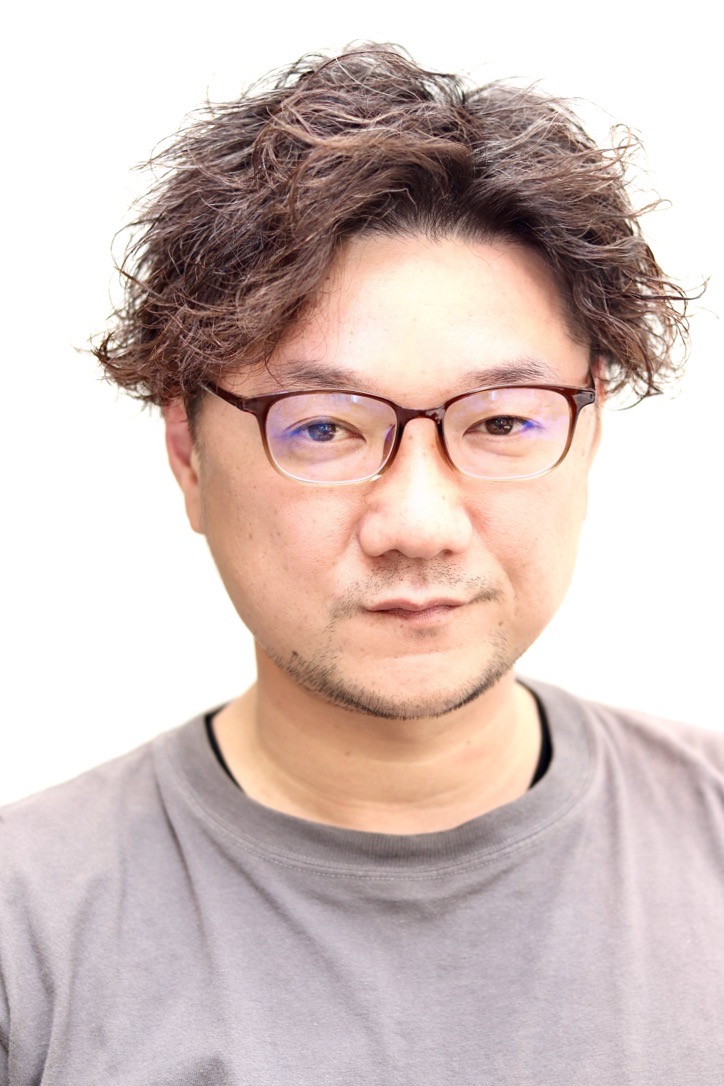 30代40代波巻スパイラルパーマで新しい自分に会えるスタイル