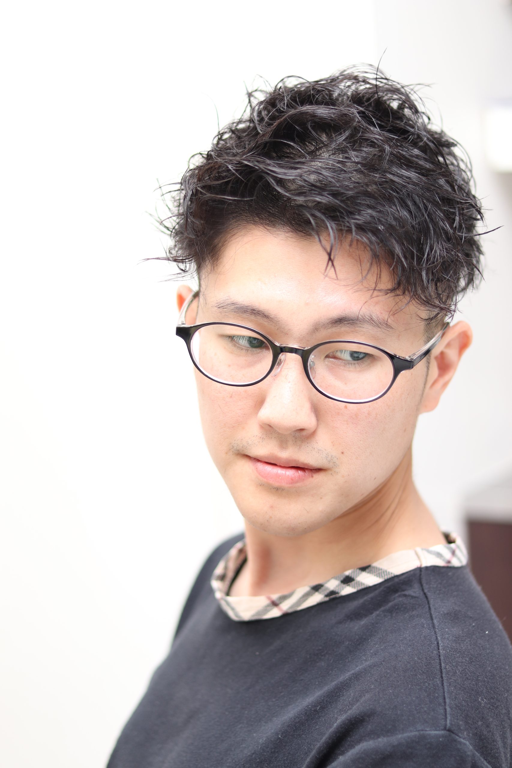 フェードとスパイラルパーマの最高の組み合わせスタイル