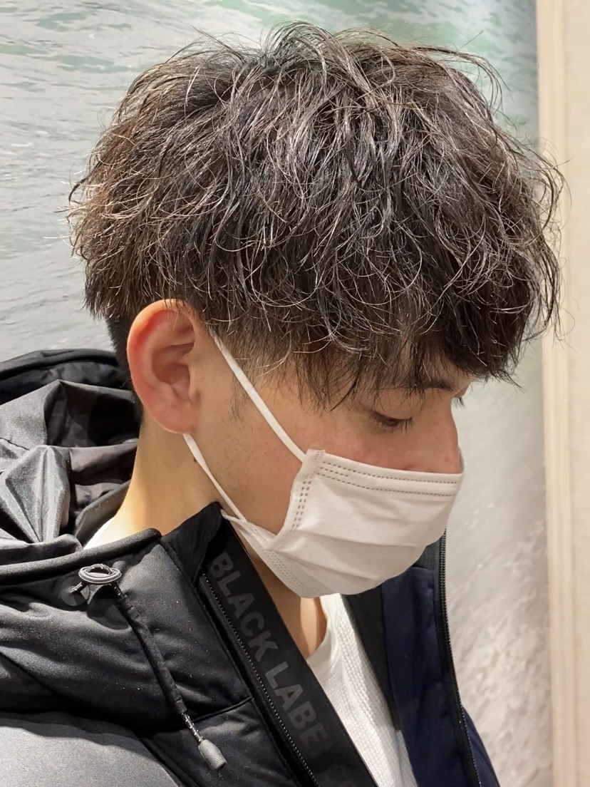 マスクに似合うツイストスパイラルパーマ