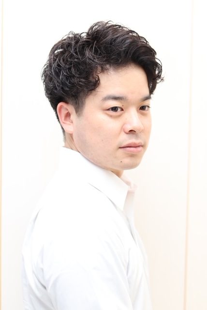 ナチュラル・ショート・ツーブロック・パーマ