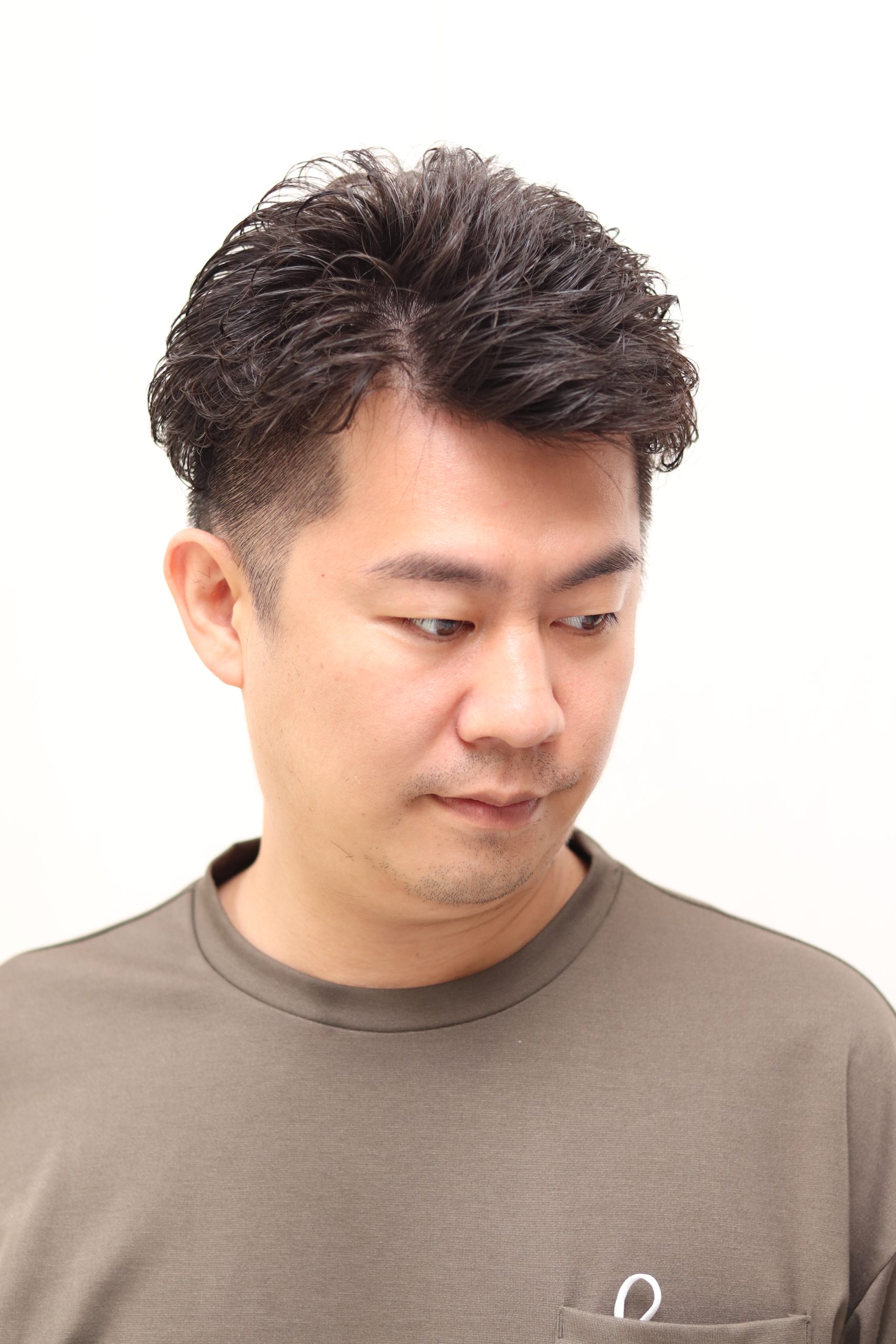 夏にぴったり爽やかパーマスタイル