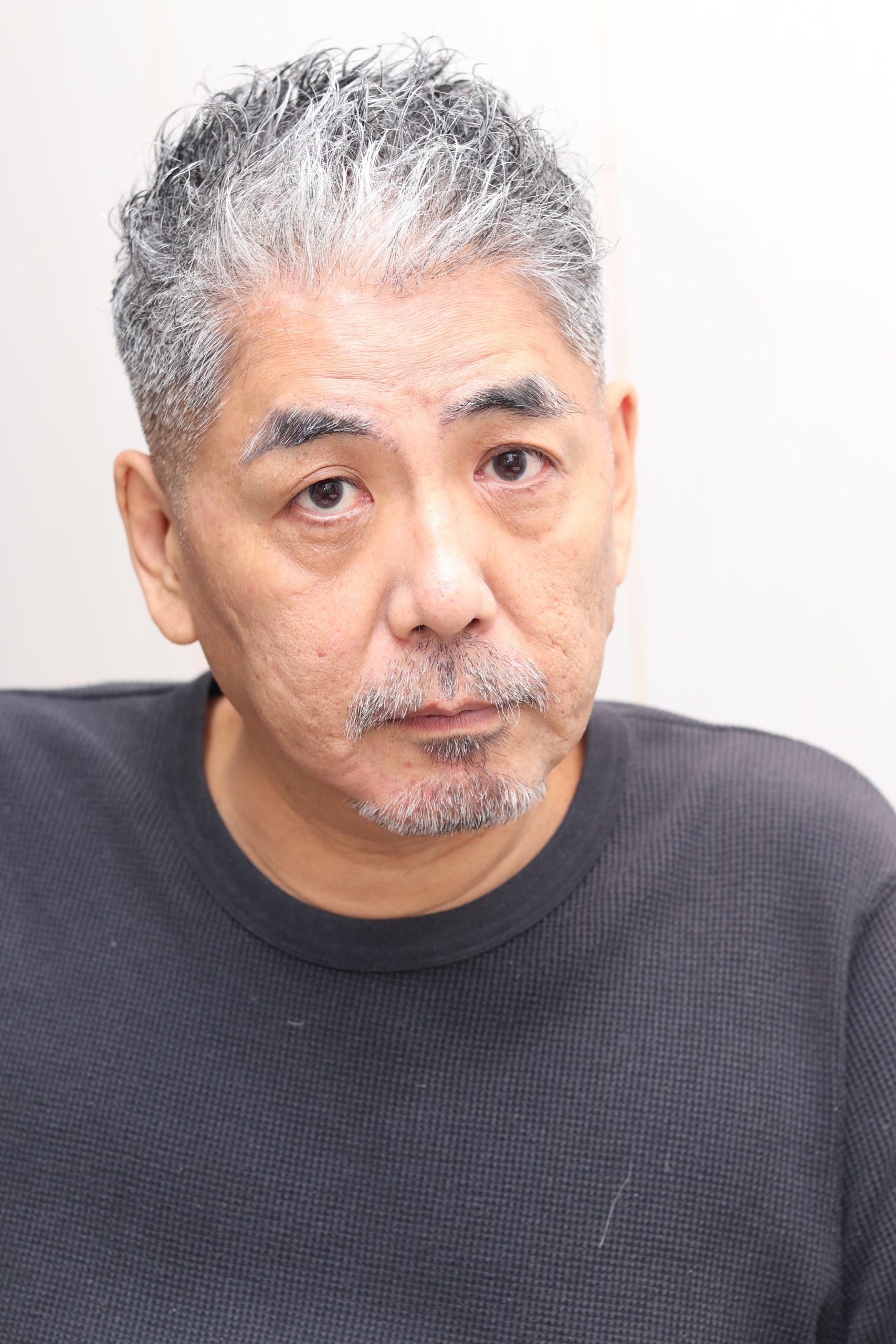 50代60代ロウフェードベリーショートパーマソフトモヒカン