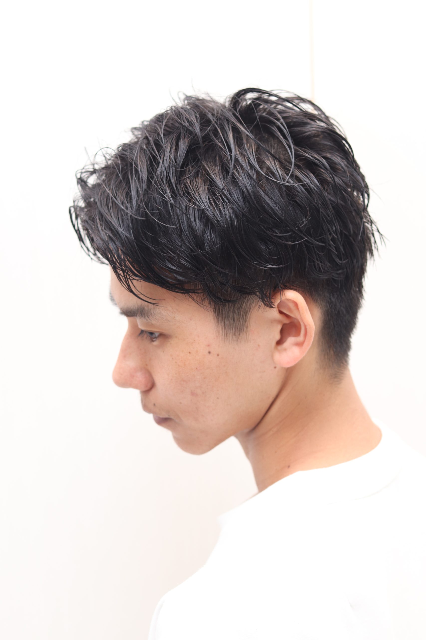 ツーブロックゆるまきモテパーマヘア