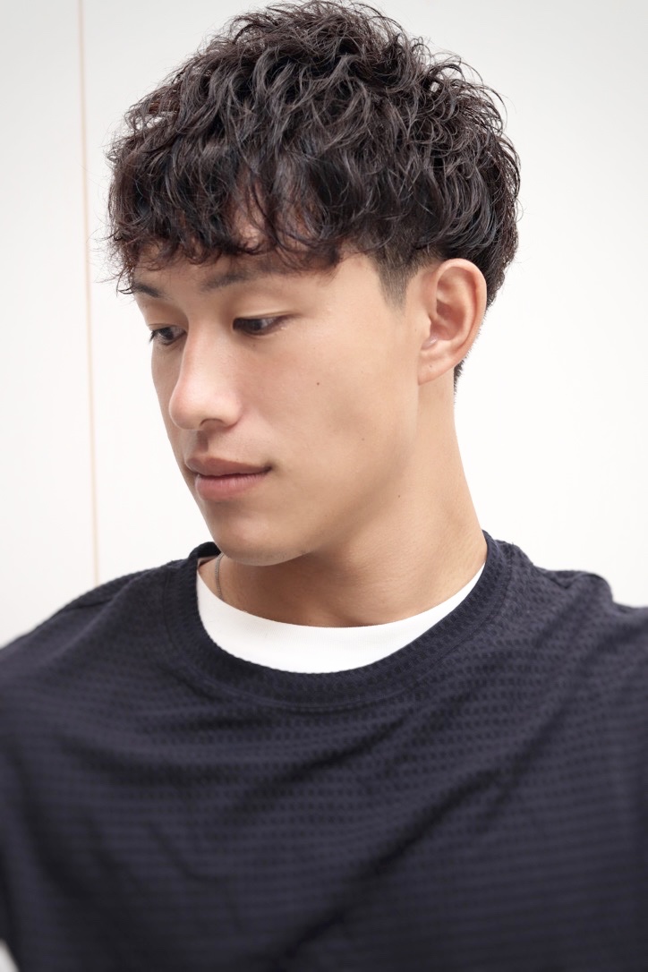 ツーブロックマッシュパーマスタイル