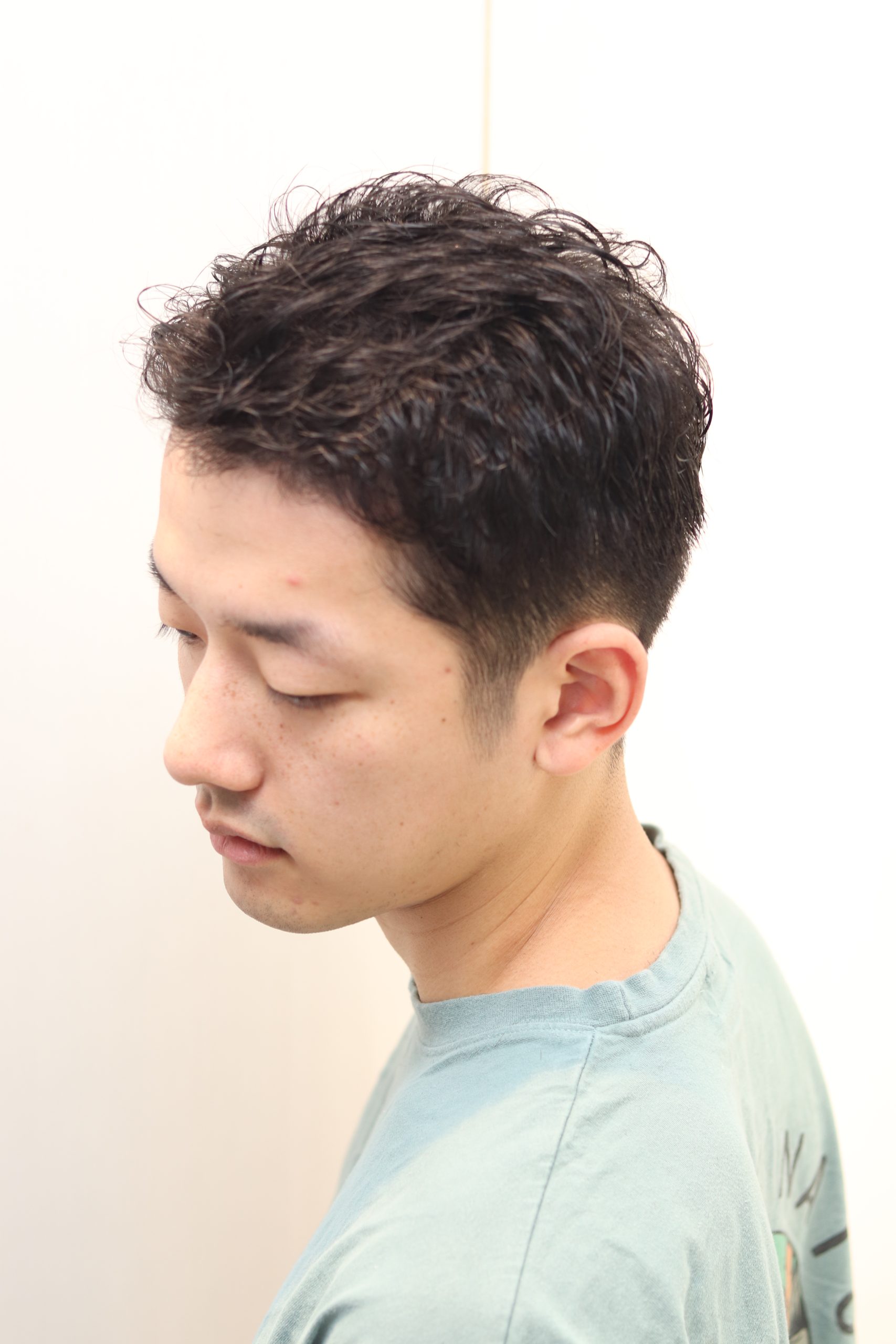 さりげないパーマでイメチェン!