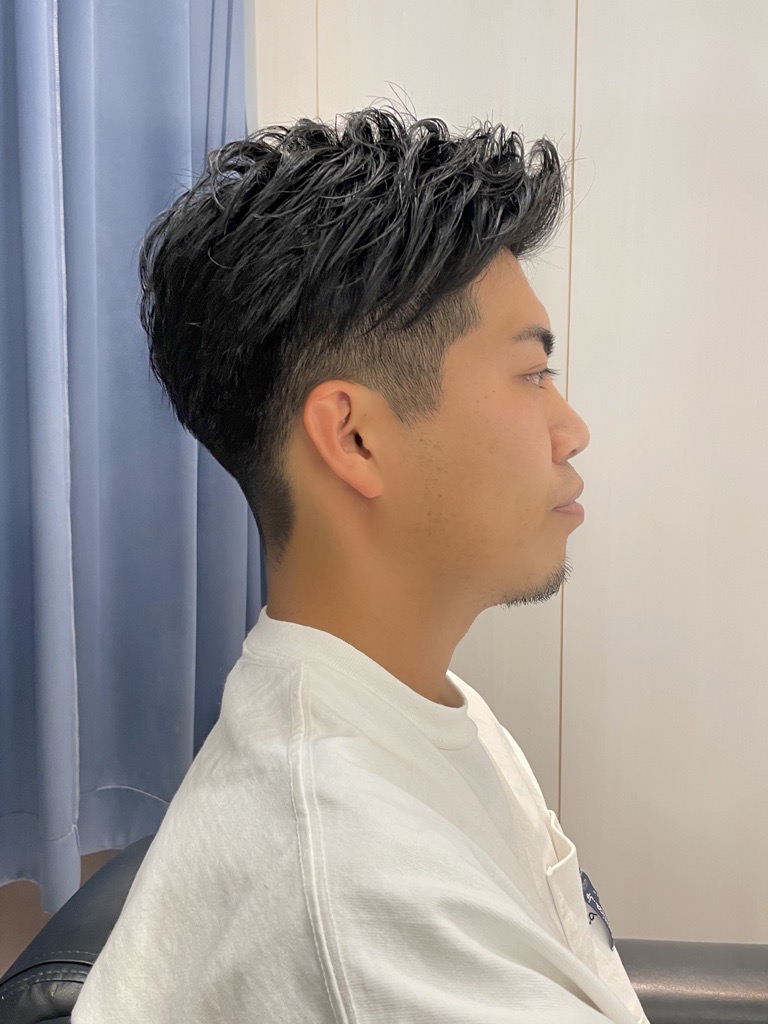 仕事ができるツーブロック