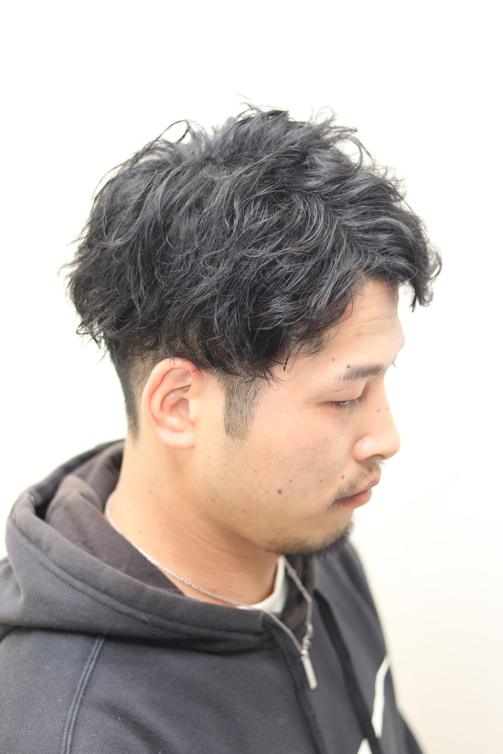 アップバングツーブロックツイストスパイラルパーマ