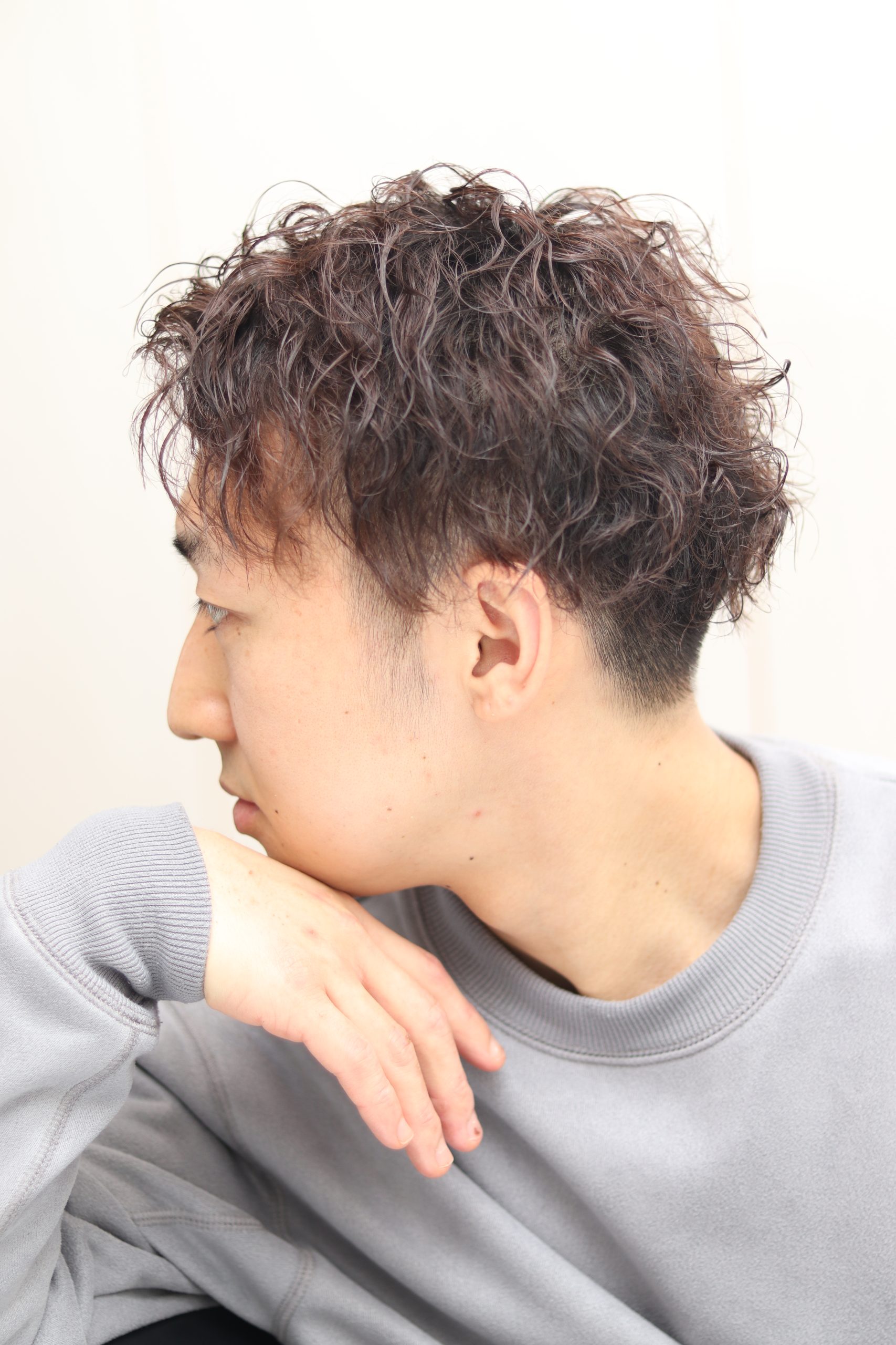 20代30代ビジネスパーマ/ツーブロックスタイル/アップバング