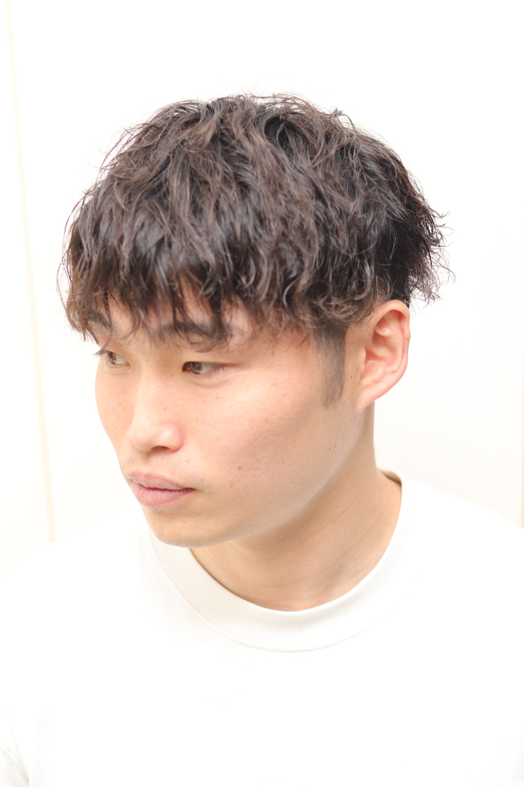 ハードツイストスパイラルパーマでイメチェン!