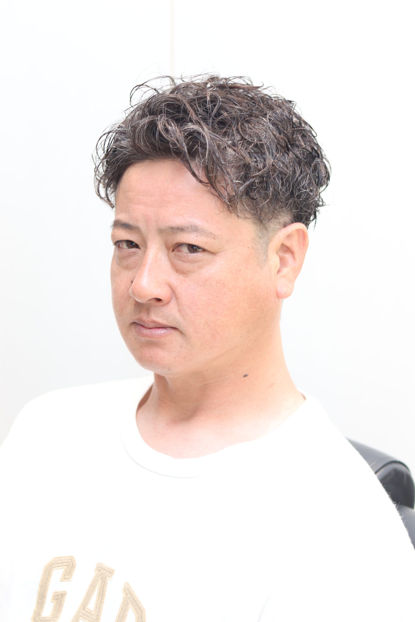 【人気】スパイラルパーマ×ツーブロック/アップバング