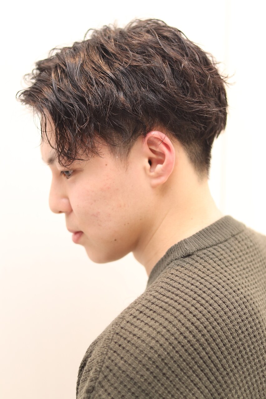 ツーブロックツイストスパイラルアップバングパーマ