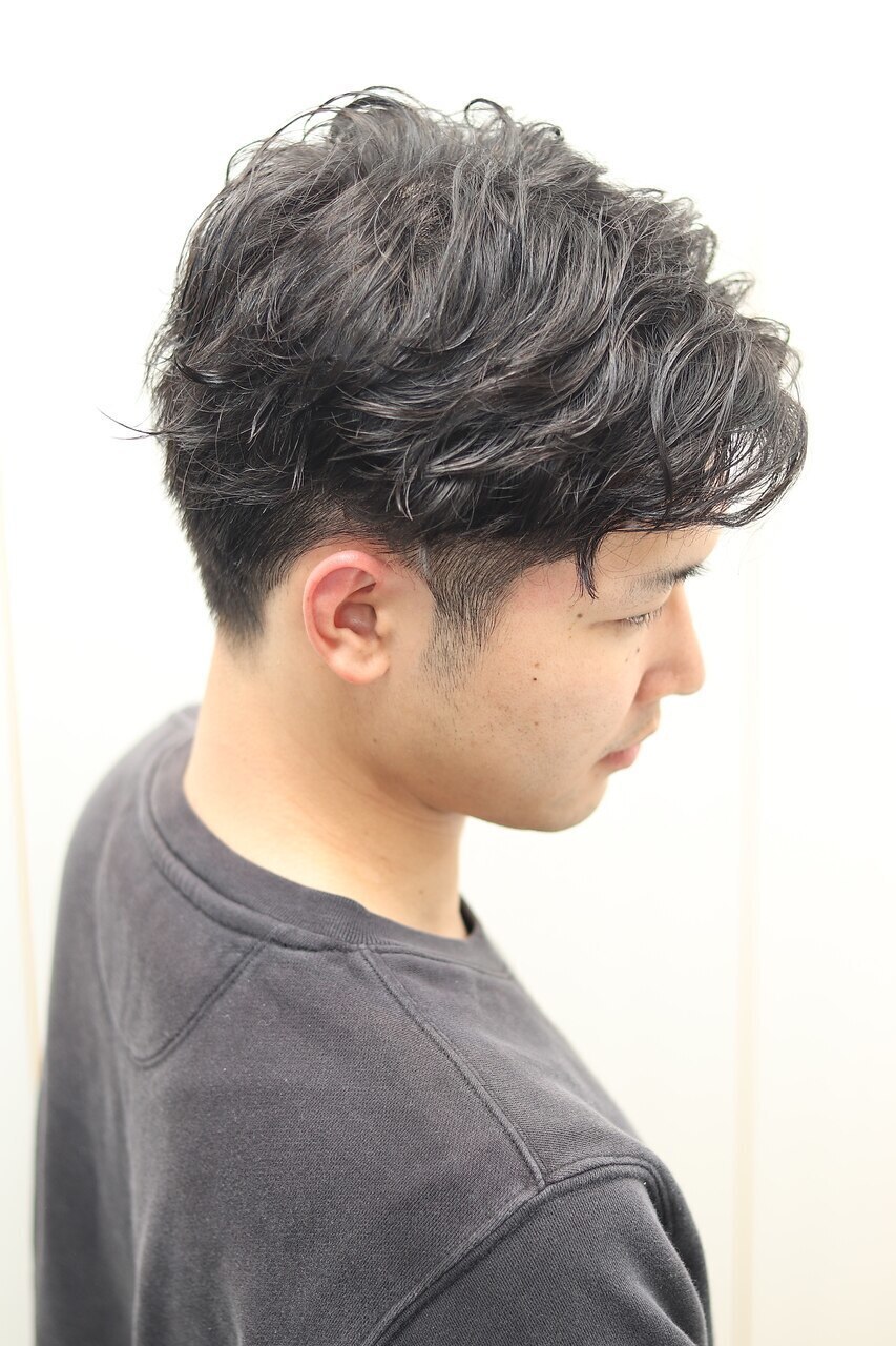 スパイラルパーマツーブロックナチュラルカールメンズパーマ