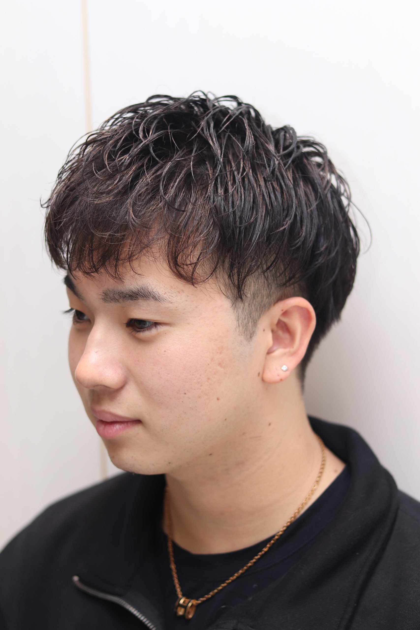 20代30代40代メンズ刈り上げマッシュ爽やかビジネスマン