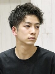 20代30代メンズショートツイストパーマ束感オシャレ爽やか