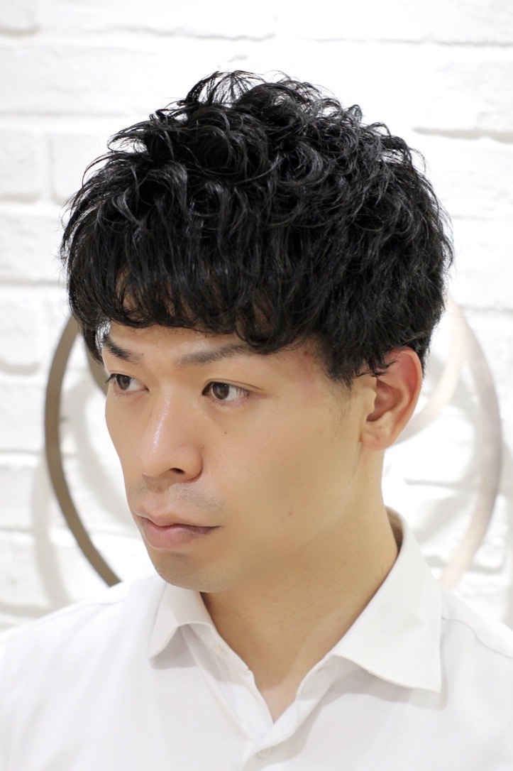 ビジネスパーマ刈り上げ