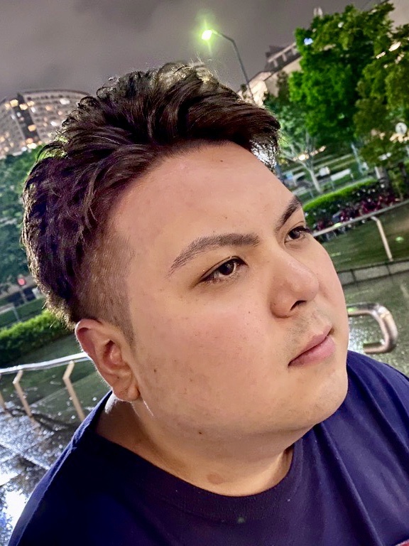 七三バックツーブロ色気アッシュ