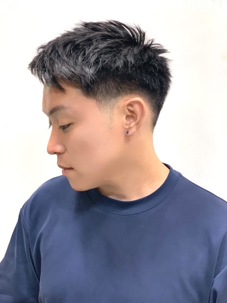 10代20代ツーブロック風ショートカット