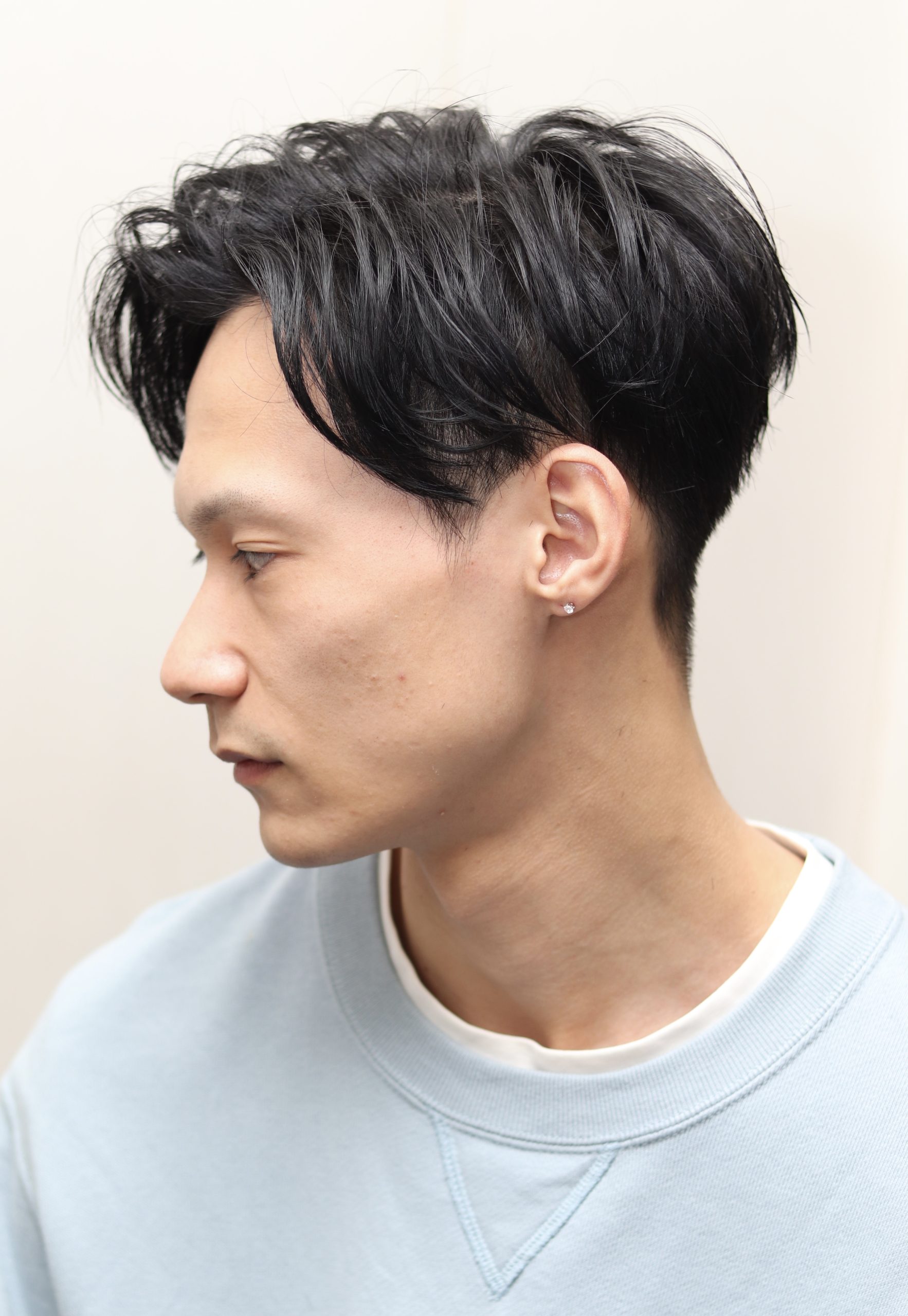 【ヨシザワ聖路加】刈り上げ高め前下がりツーブロアップバング