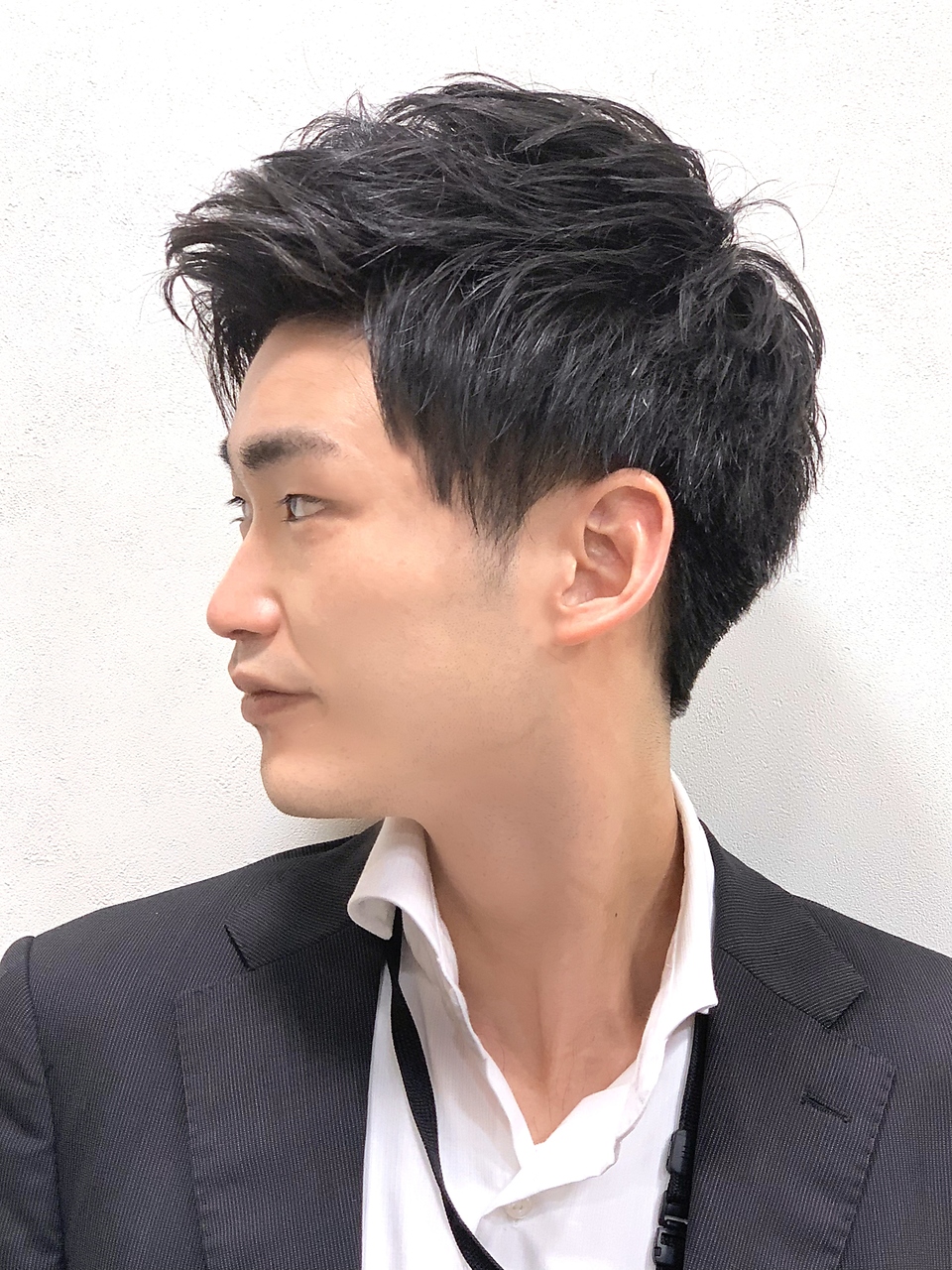 ビジネスツーブロックアップバング