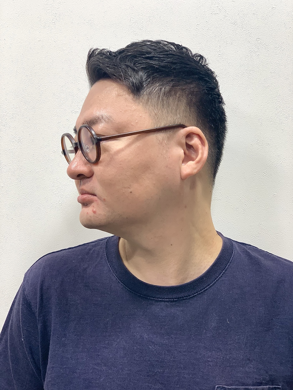 刈り上げフェード風爽やかショートアップバングスタイル