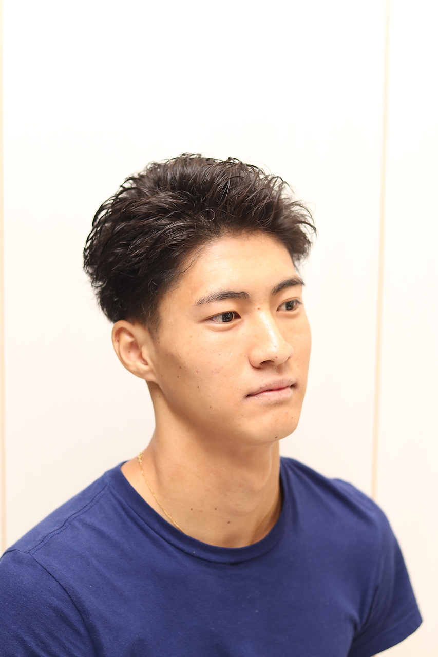 【ヨシザワ聖路加】ツーブロック刈り上げアップバング