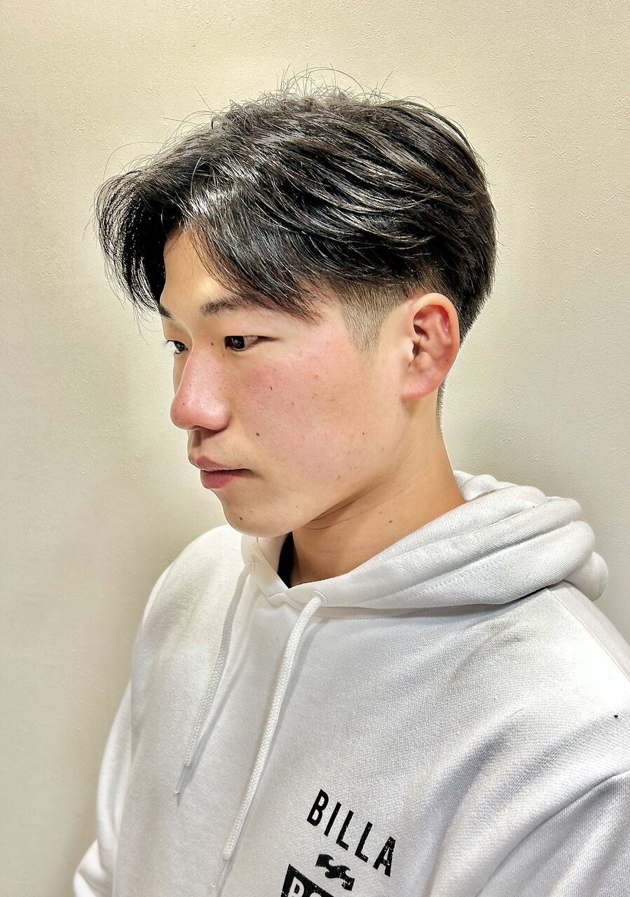 【ヨシザワ聖路加】センターパート/ツーブロックヘア