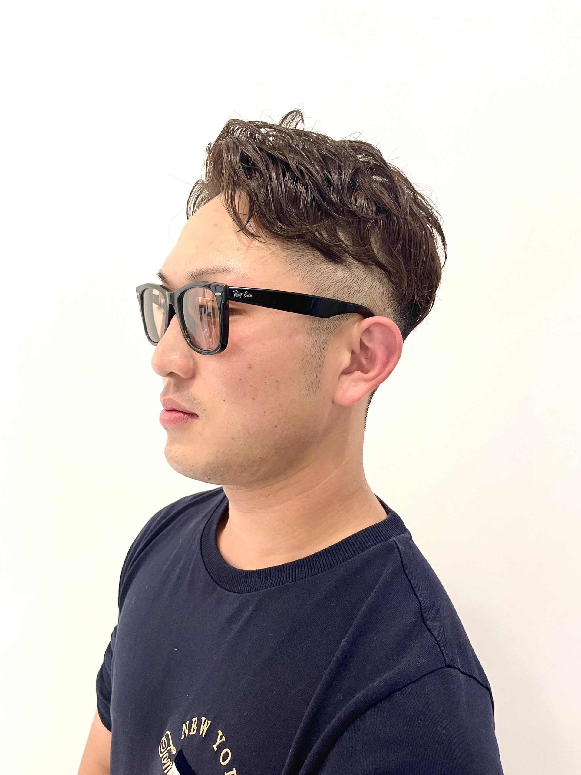 ツーブロックフェードメンズパーマナチュラルスタイルバングアゲ