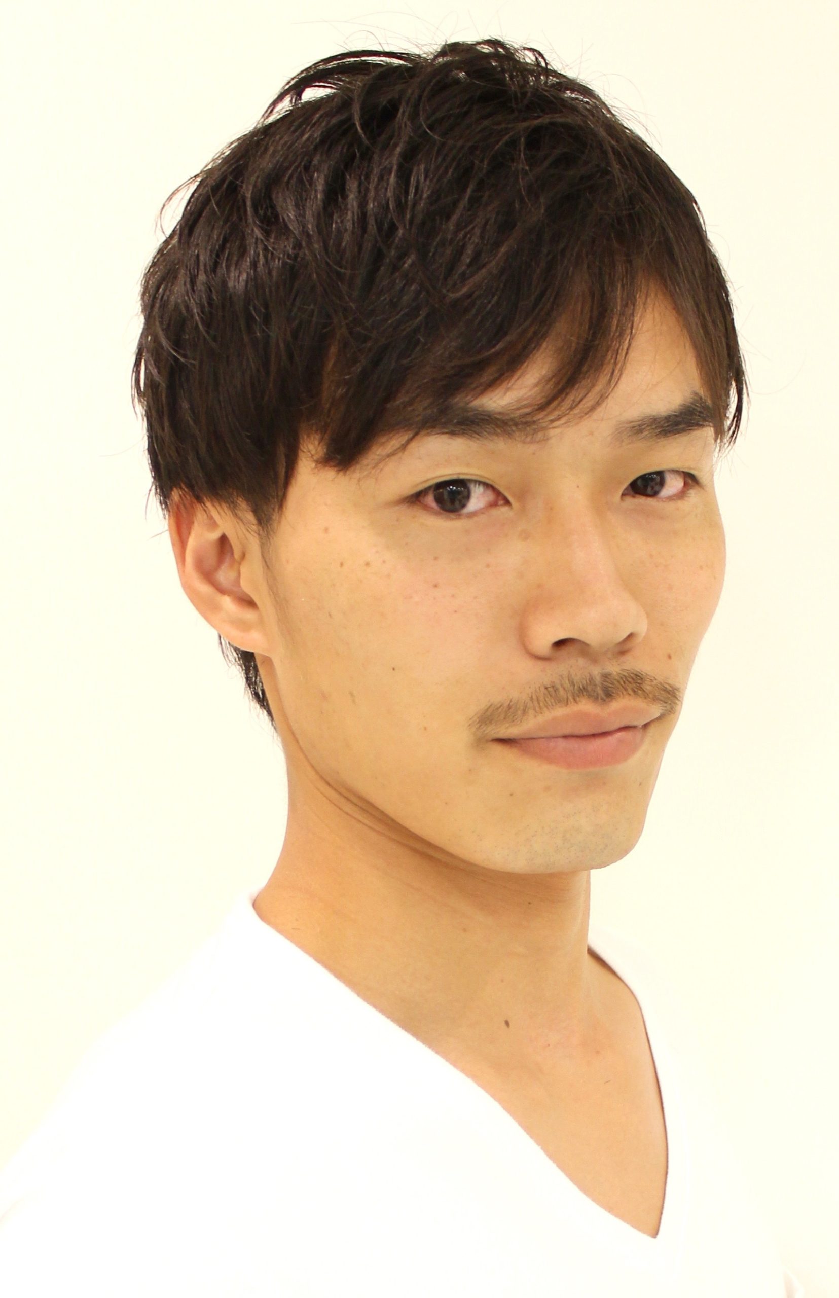 【ヨシザワ横浜】爽やかツーブロックナチュラルショート