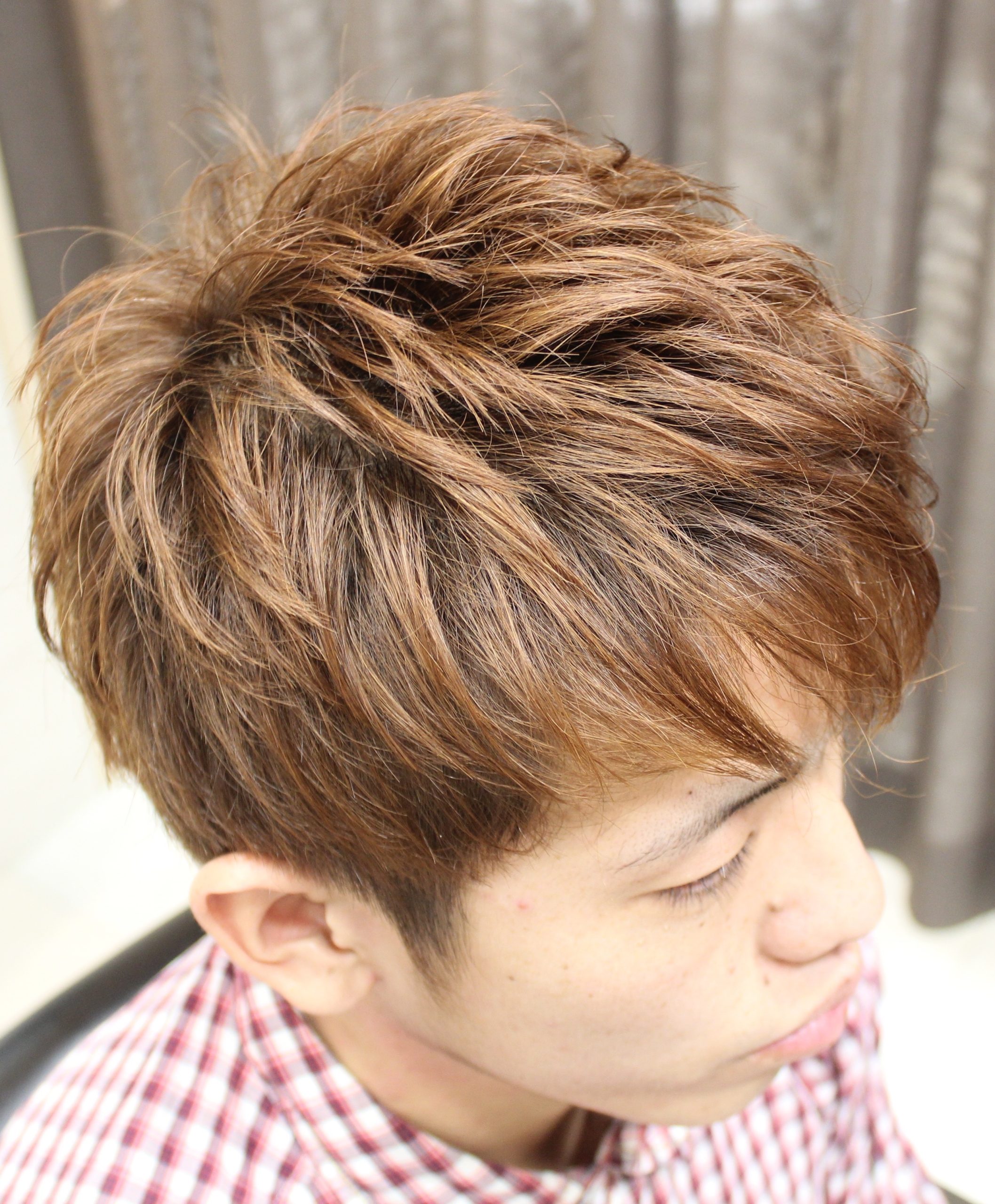 【ヨシザワ横浜】束感ショートブラウンツーブロック