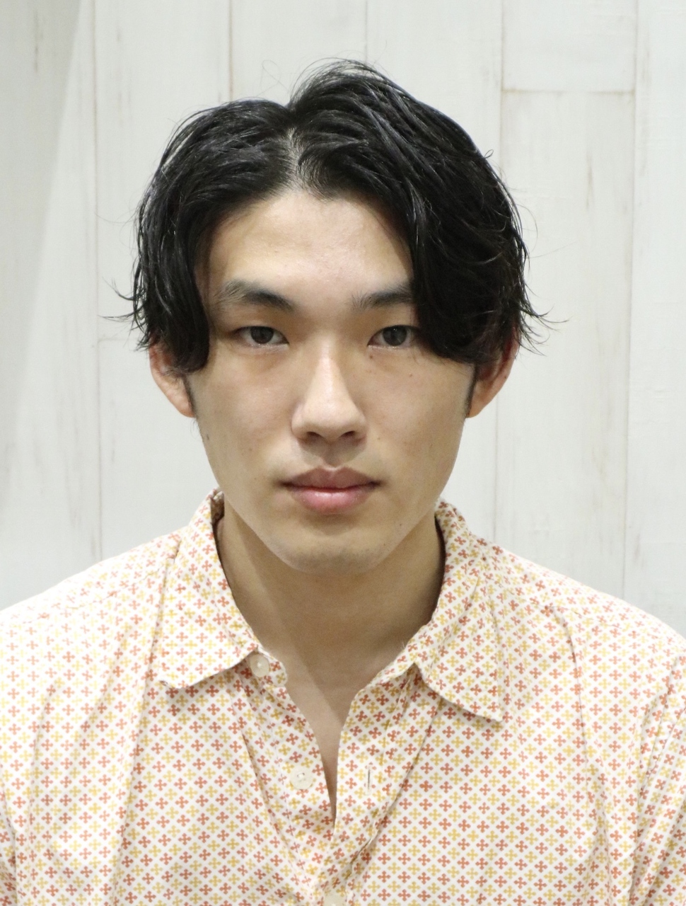 【ヨシザワ横浜】センターパート緩めスパイラルパーマ