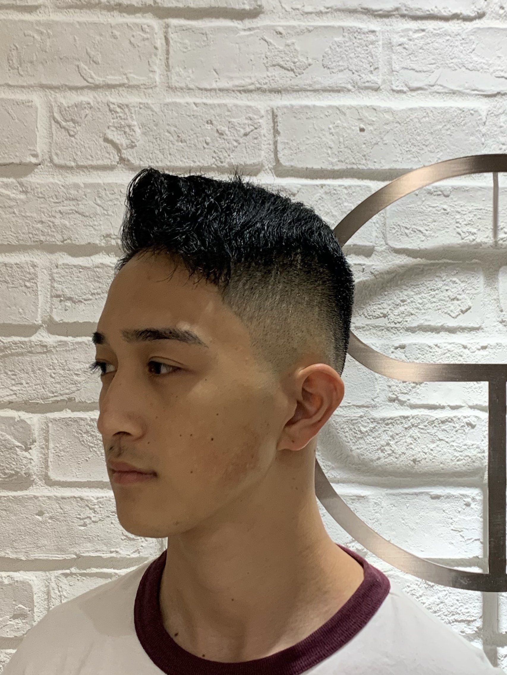 メンズパーマ風フェードスタイル