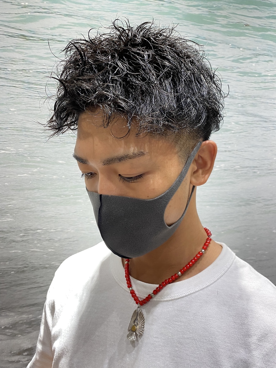 ツイストスパイラルパーマフェードツーブロックランダム無造作