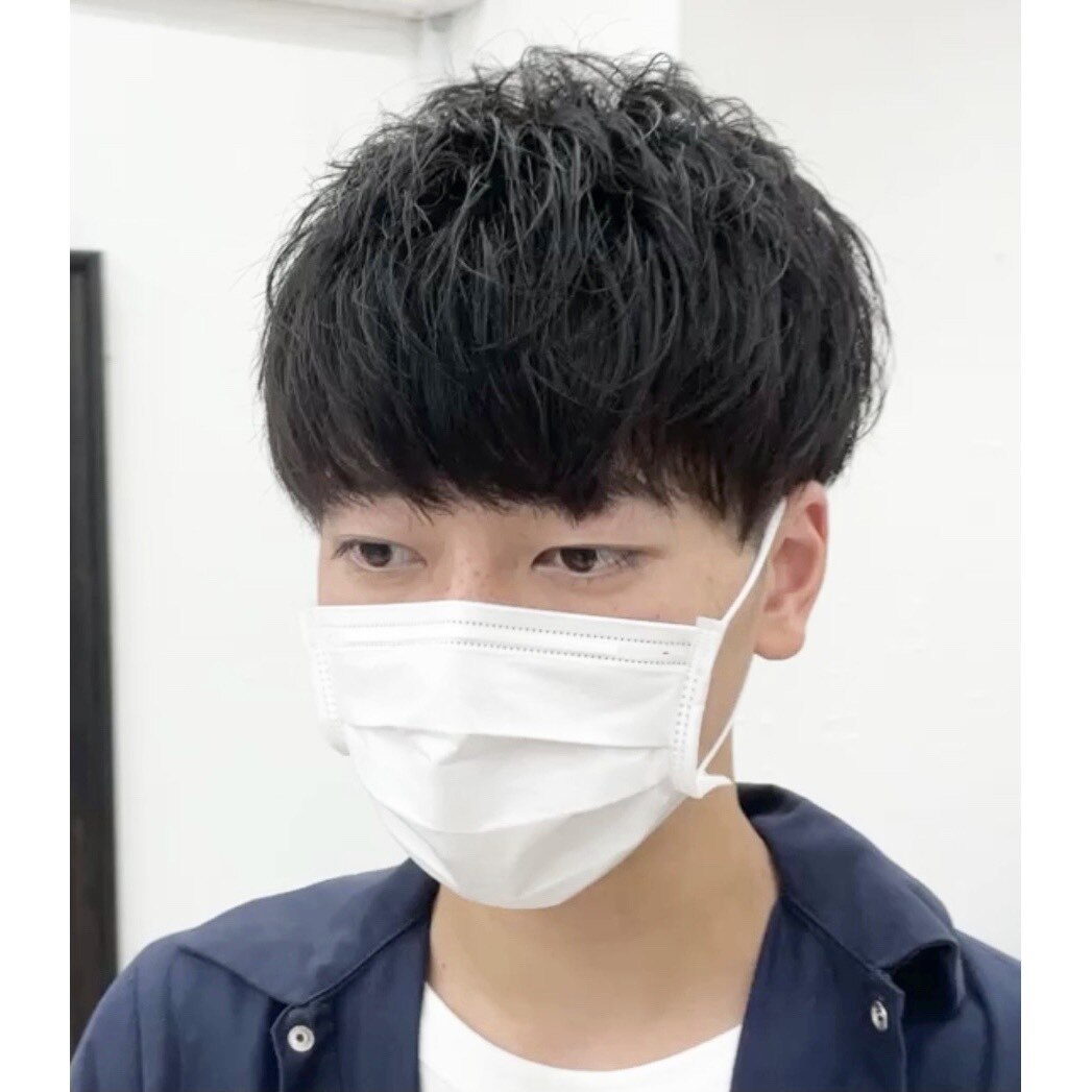 黒髪重ためマッシュ