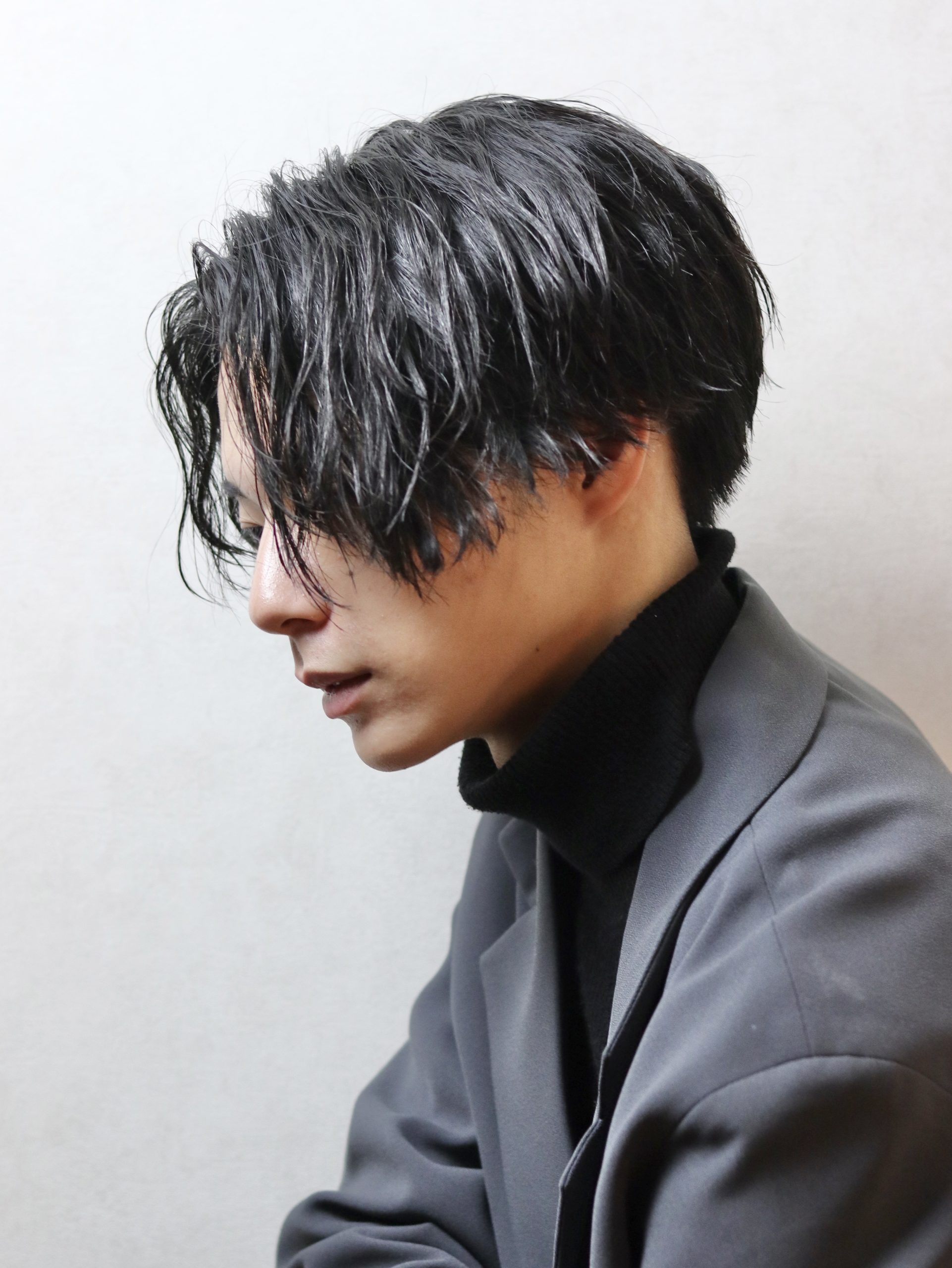 ニュアンスツイストスパイラルパーマセンターパート