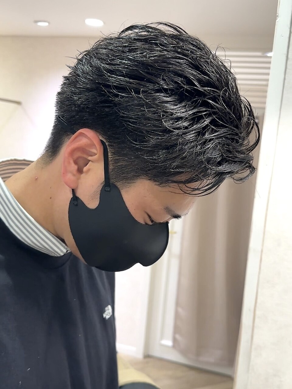 ナチュラル刈り上げ毛流れビジネスパーマ理容室