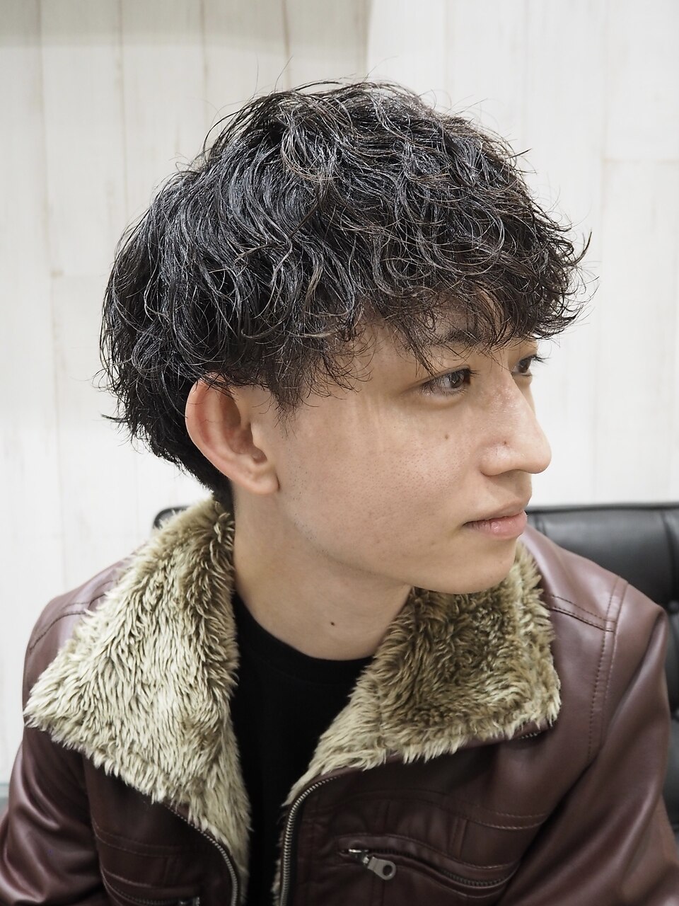 メンズ波打ちパーマツーブロックマッシュショート