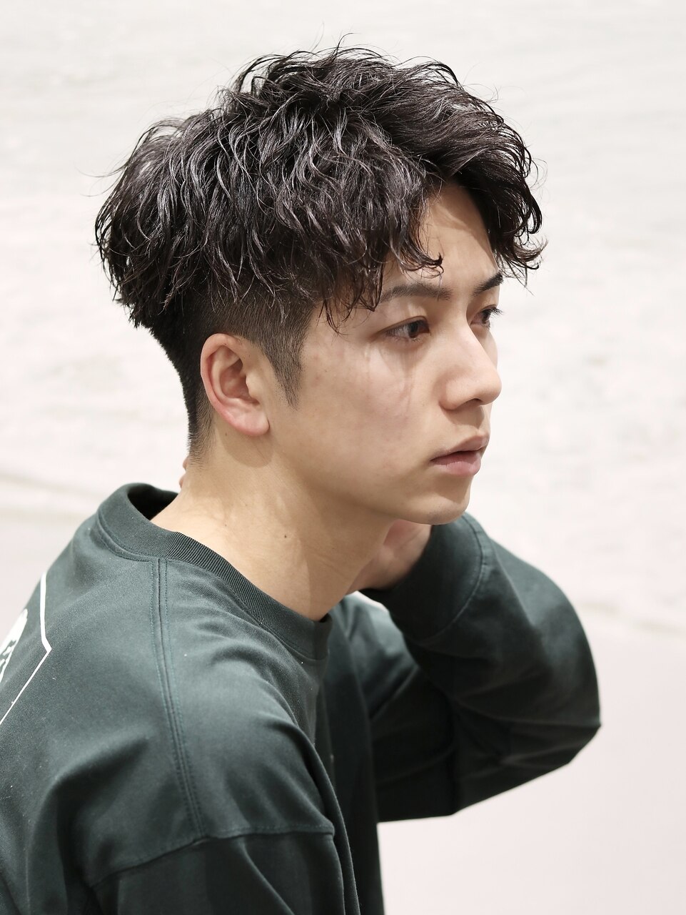 波巻きツイストスパイラルパーマアップバング